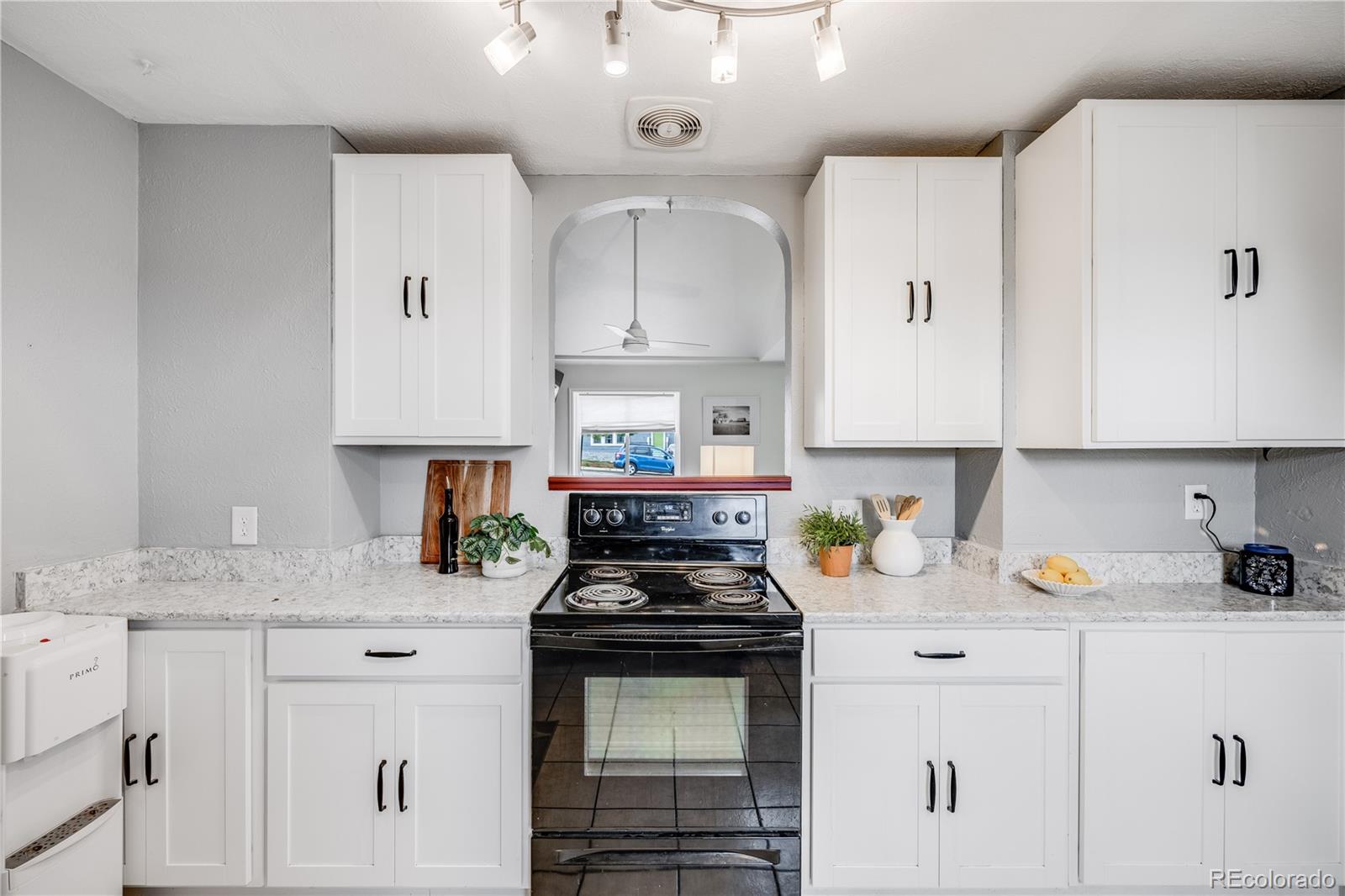 MLS Image #10 for 172 w broadway street,elizabeth, Colorado