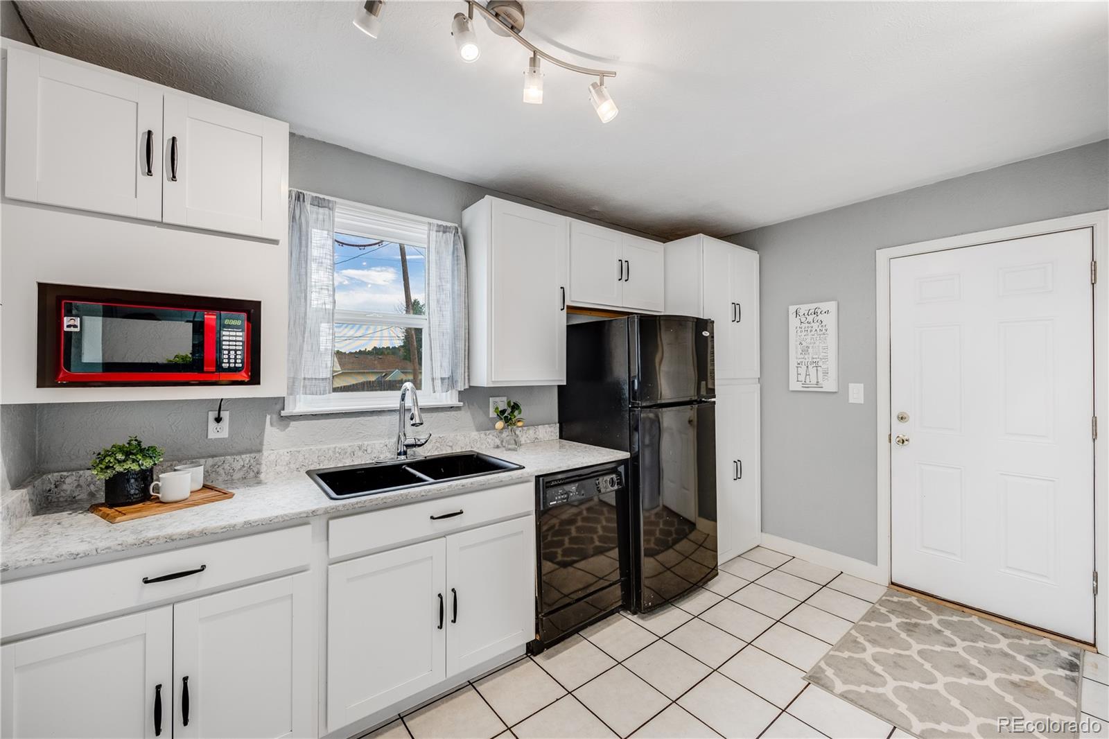 MLS Image #8 for 172 w broadway street,elizabeth, Colorado