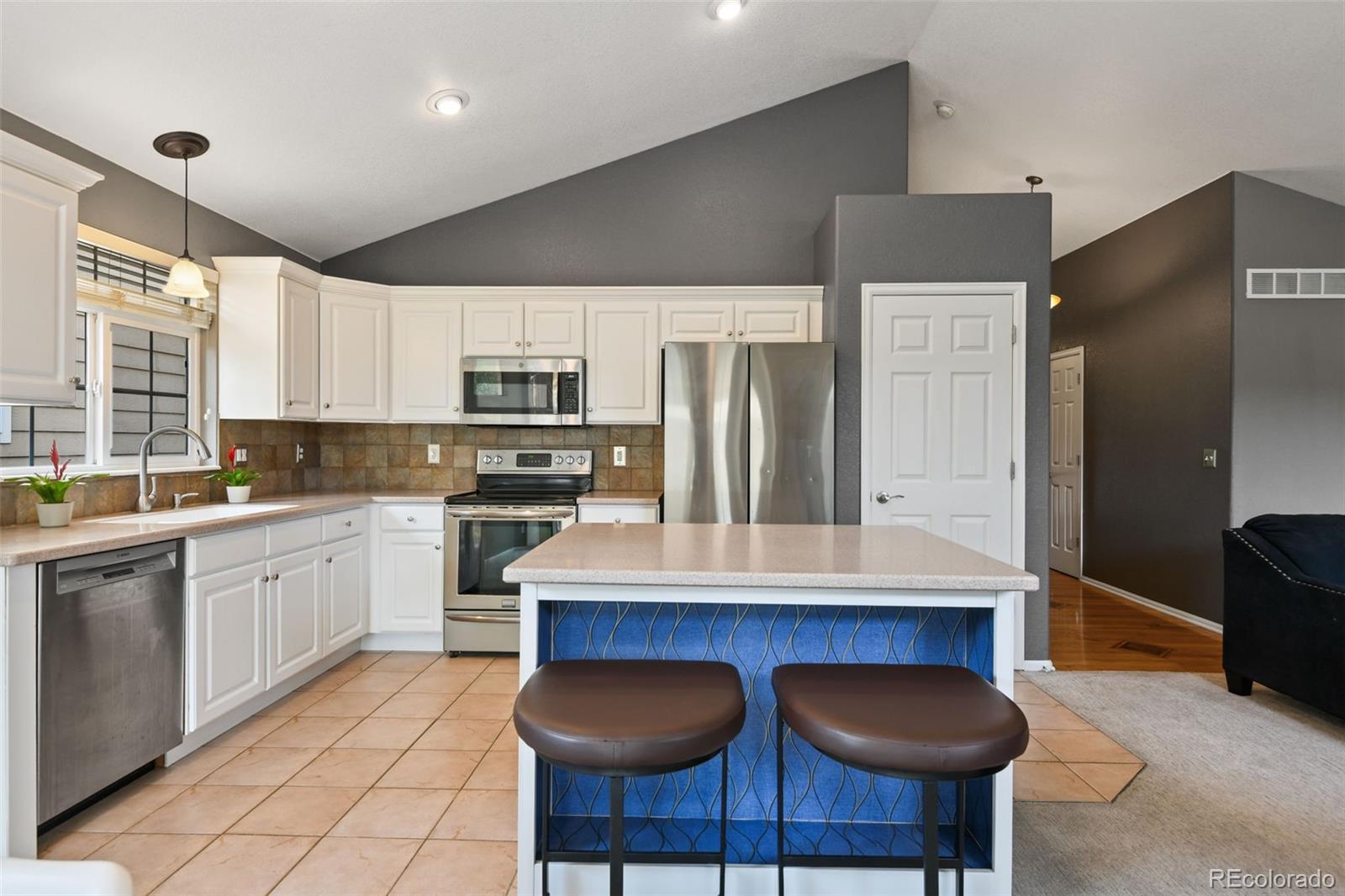MLS Image #15 for 8829 s dudley street,littleton, Colorado