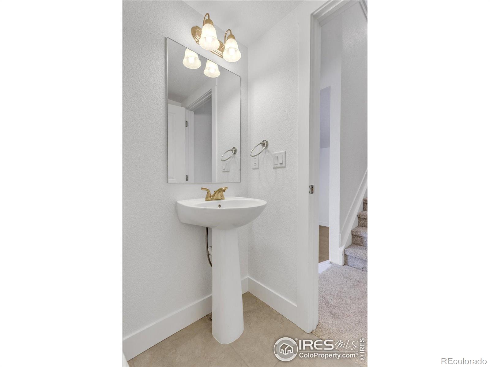 MLS Image #11 for 749  robert street,longmont, Colorado