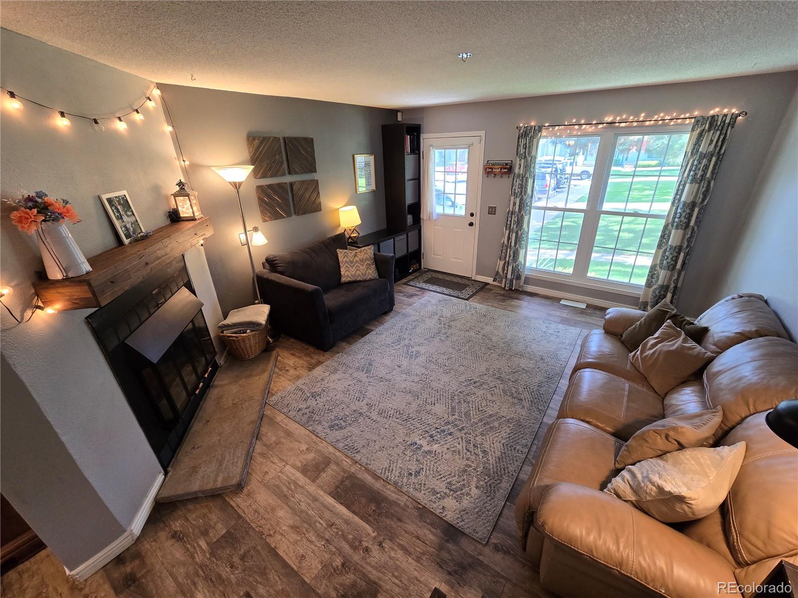 MLS Image #2 for 14232 e hawaii circle,aurora, Colorado