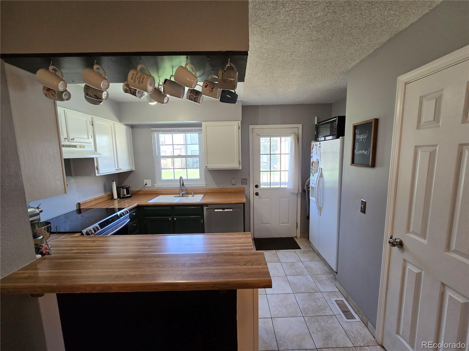 MLS Image #4 for 14232 e hawaii circle,aurora, Colorado
