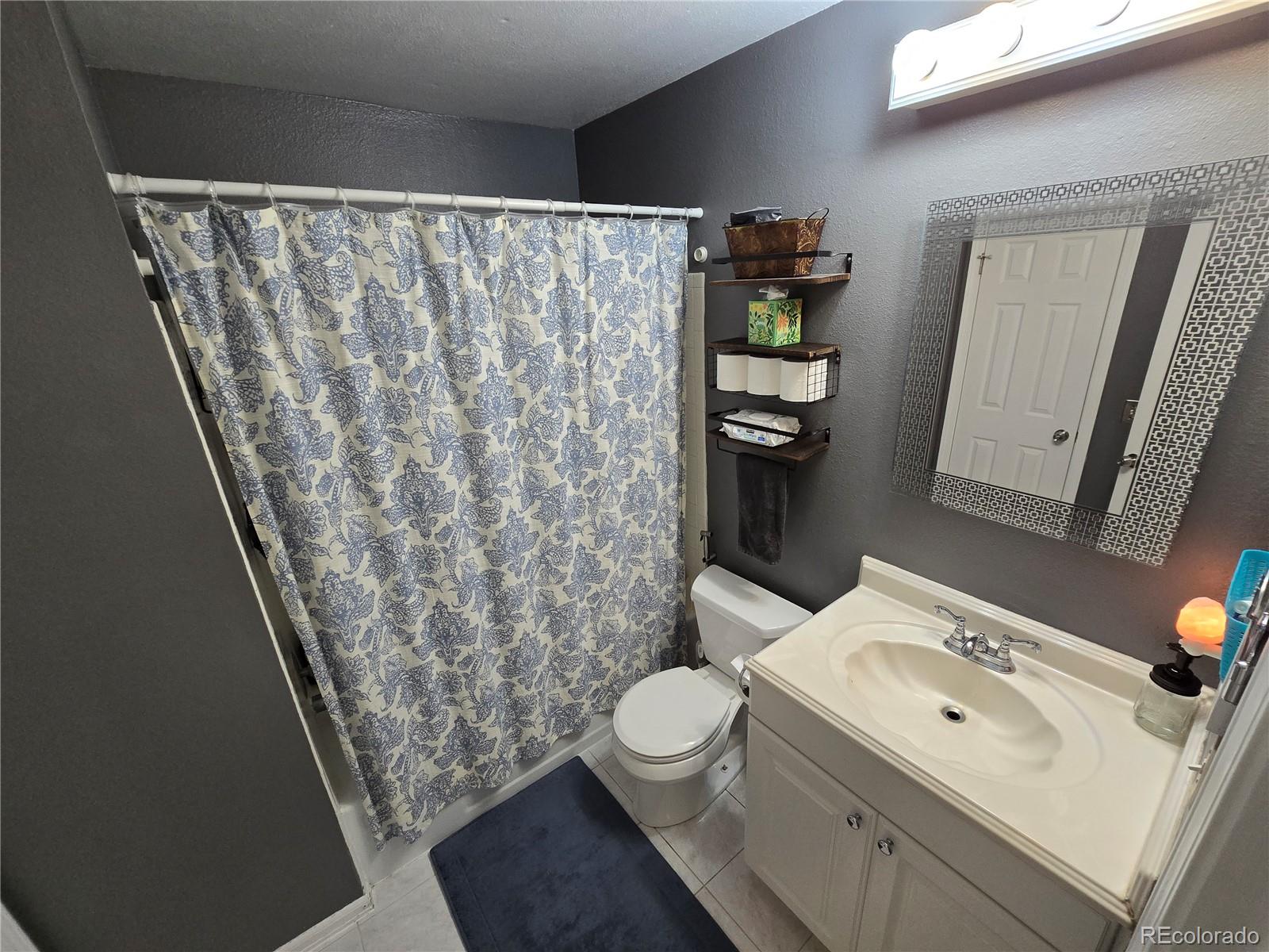 MLS Image #9 for 14232 e hawaii circle,aurora, Colorado