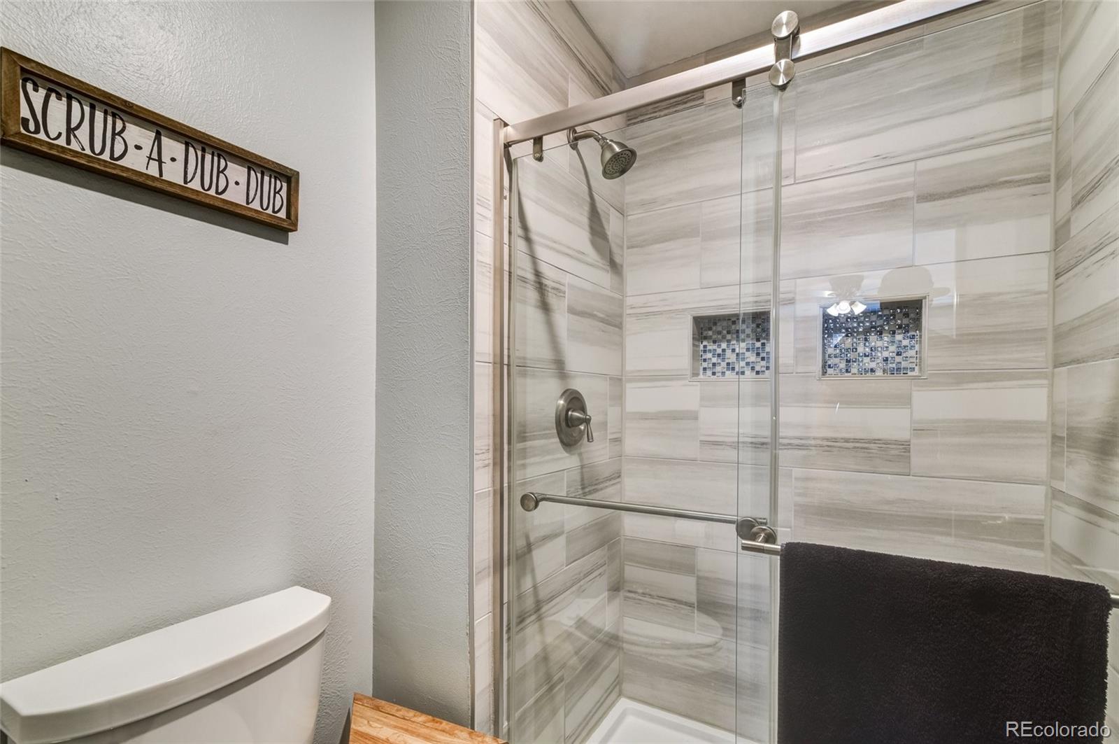 MLS Image #11 for 7394 s field court,littleton, Colorado
