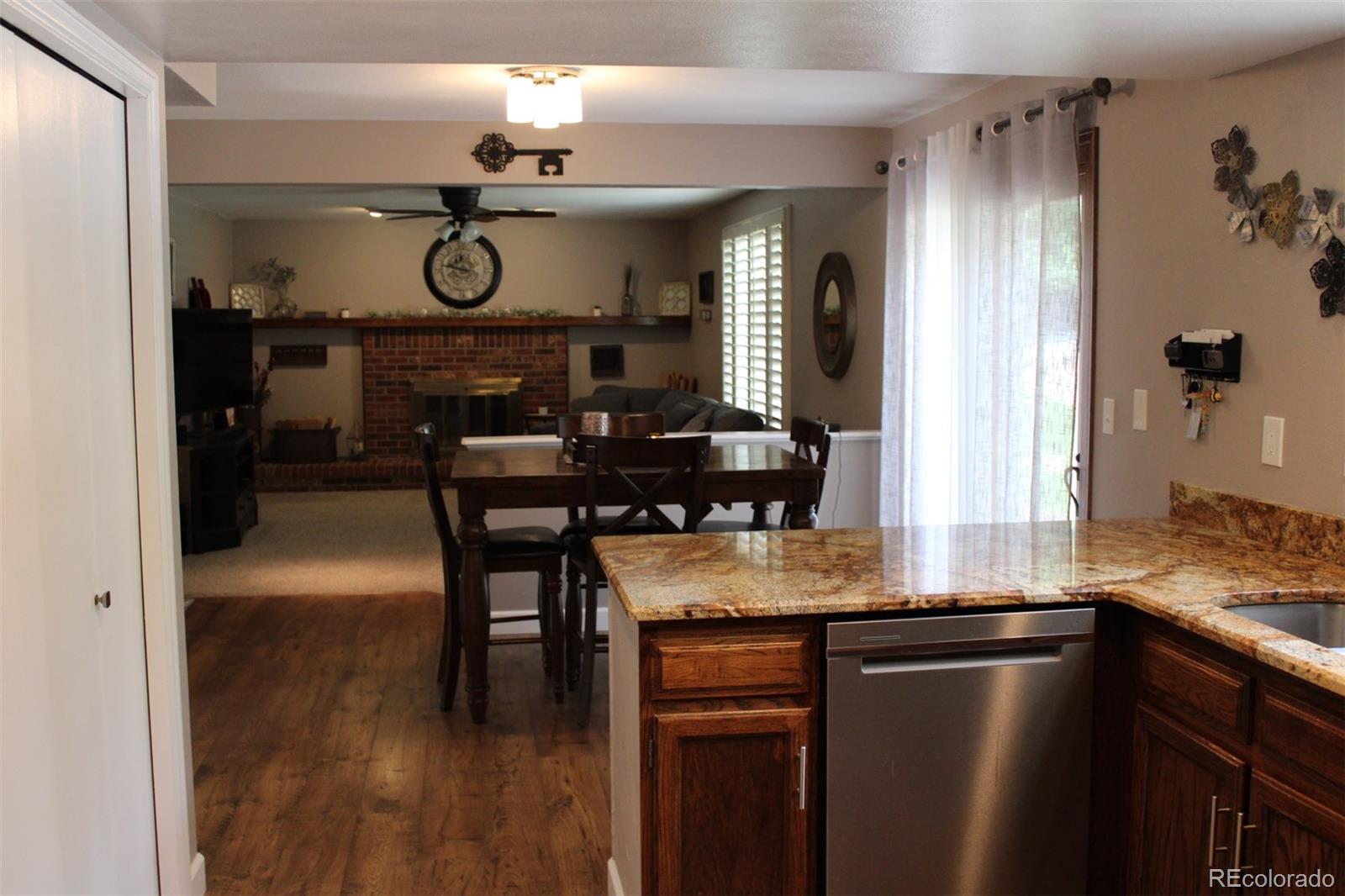 MLS Image #5 for 7394 s field court,littleton, Colorado