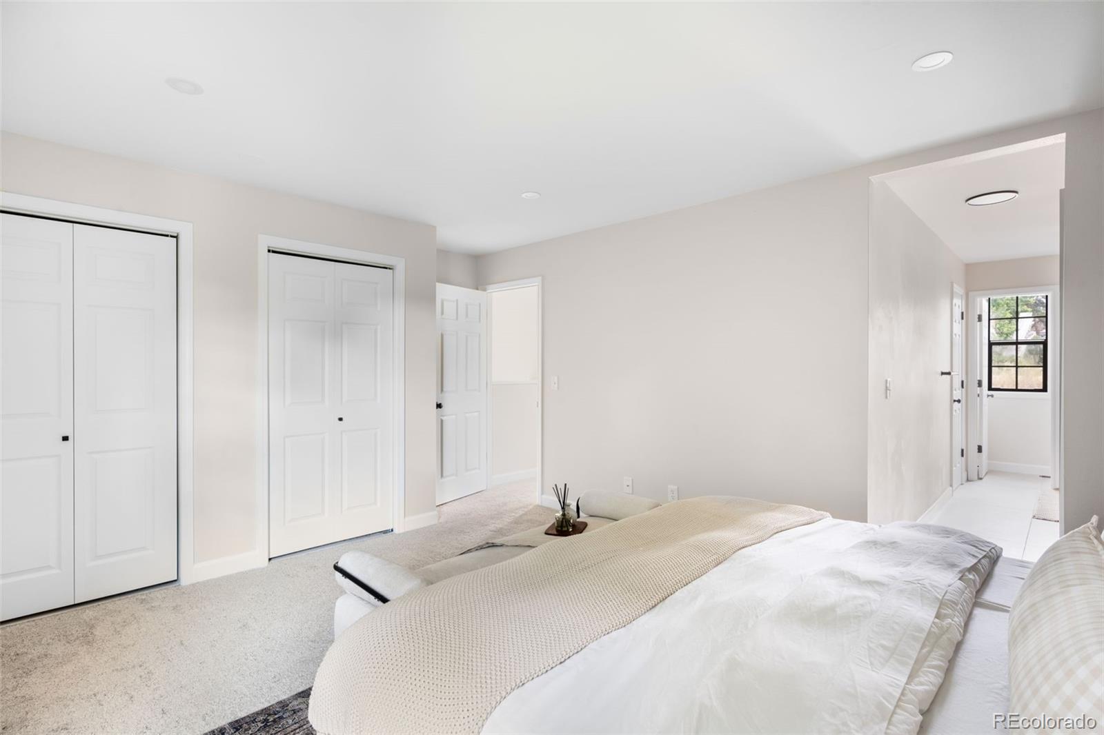 MLS Image #15 for 1530 s quebec way,denver, Colorado