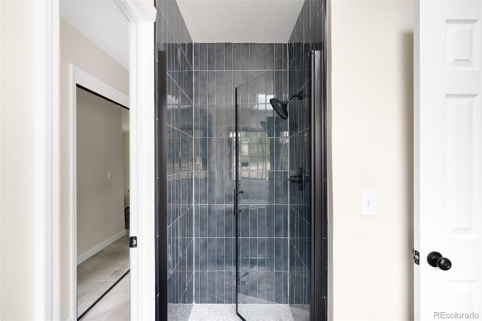 MLS Image #18 for 1530 s quebec way,denver, Colorado