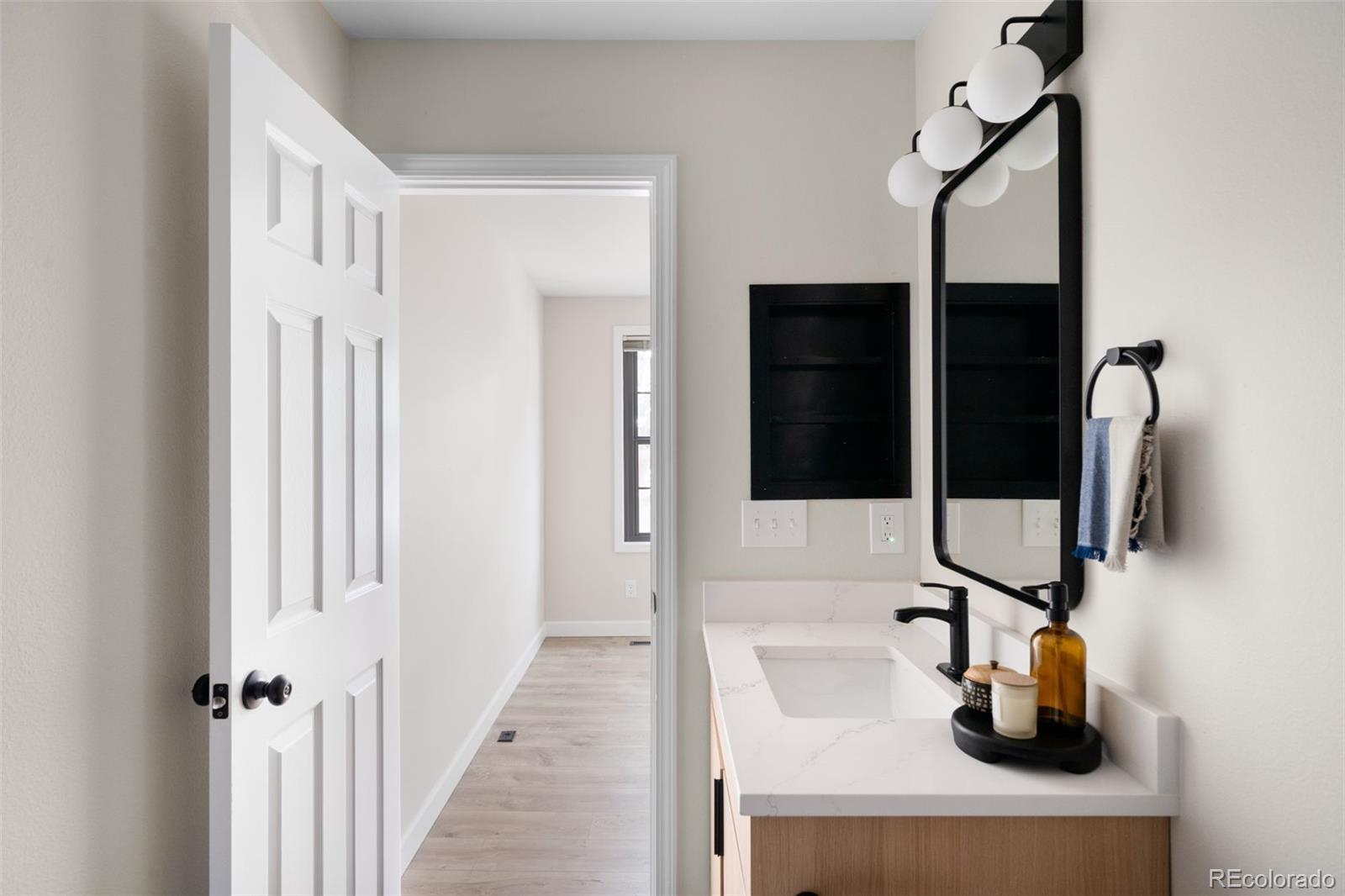 MLS Image #20 for 1530 s quebec way,denver, Colorado
