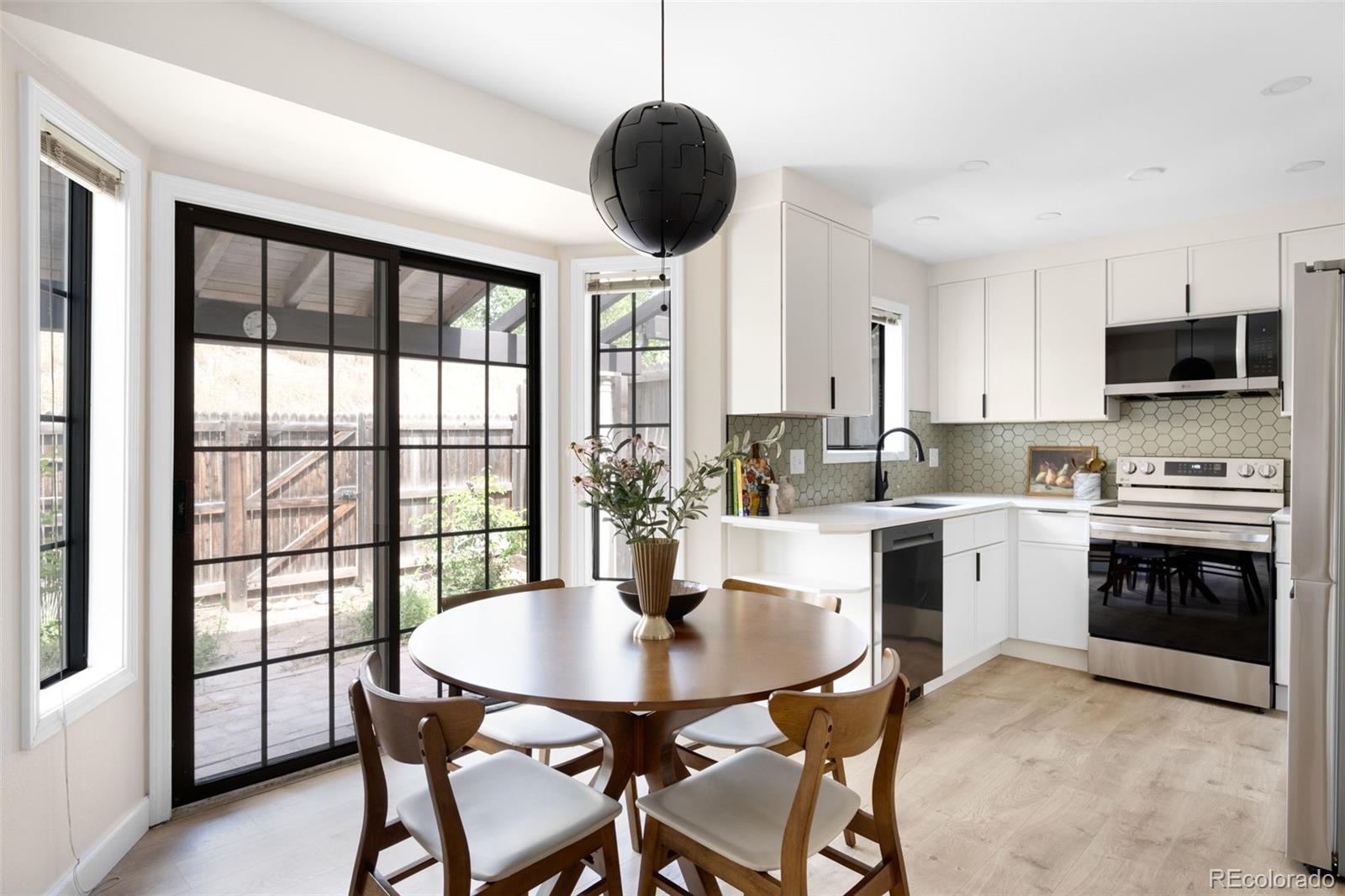MLS Image #9 for 1530 s quebec way,denver, Colorado
