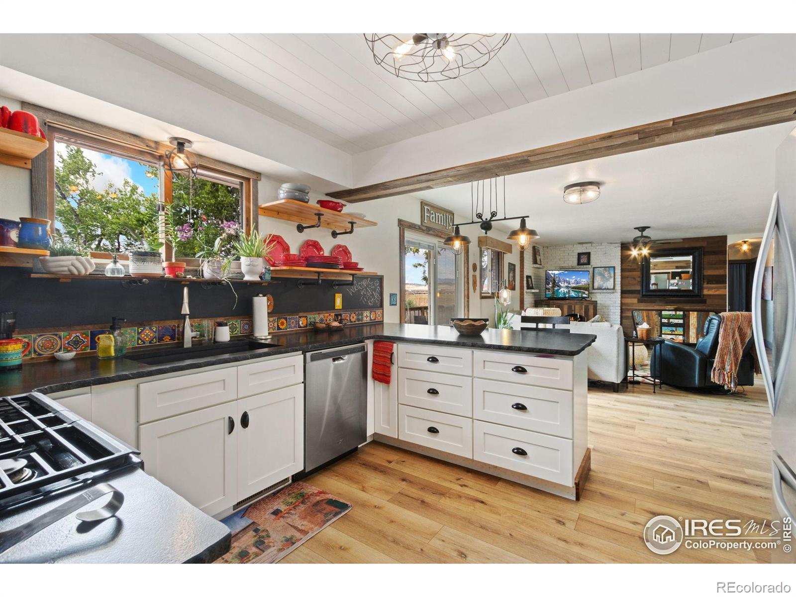 MLS Image #12 for 620  heckle court,loveland, Colorado