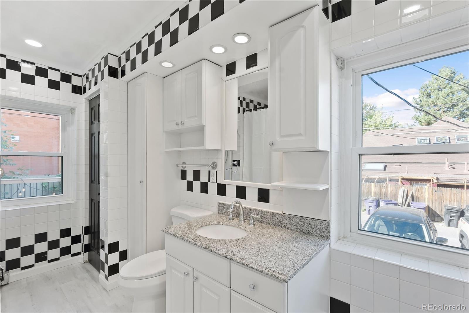 MLS Image #15 for 1355 n franklin street 5,denver, Colorado