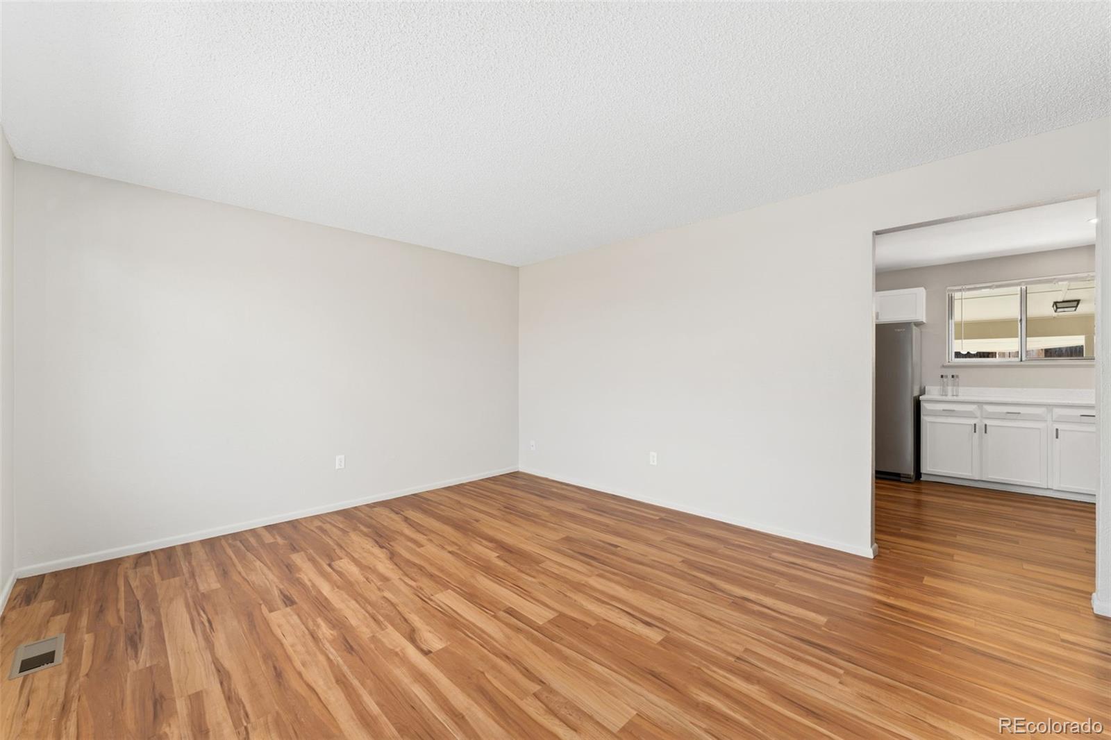 MLS Image #3 for 3082 s laredo circle,aurora, Colorado