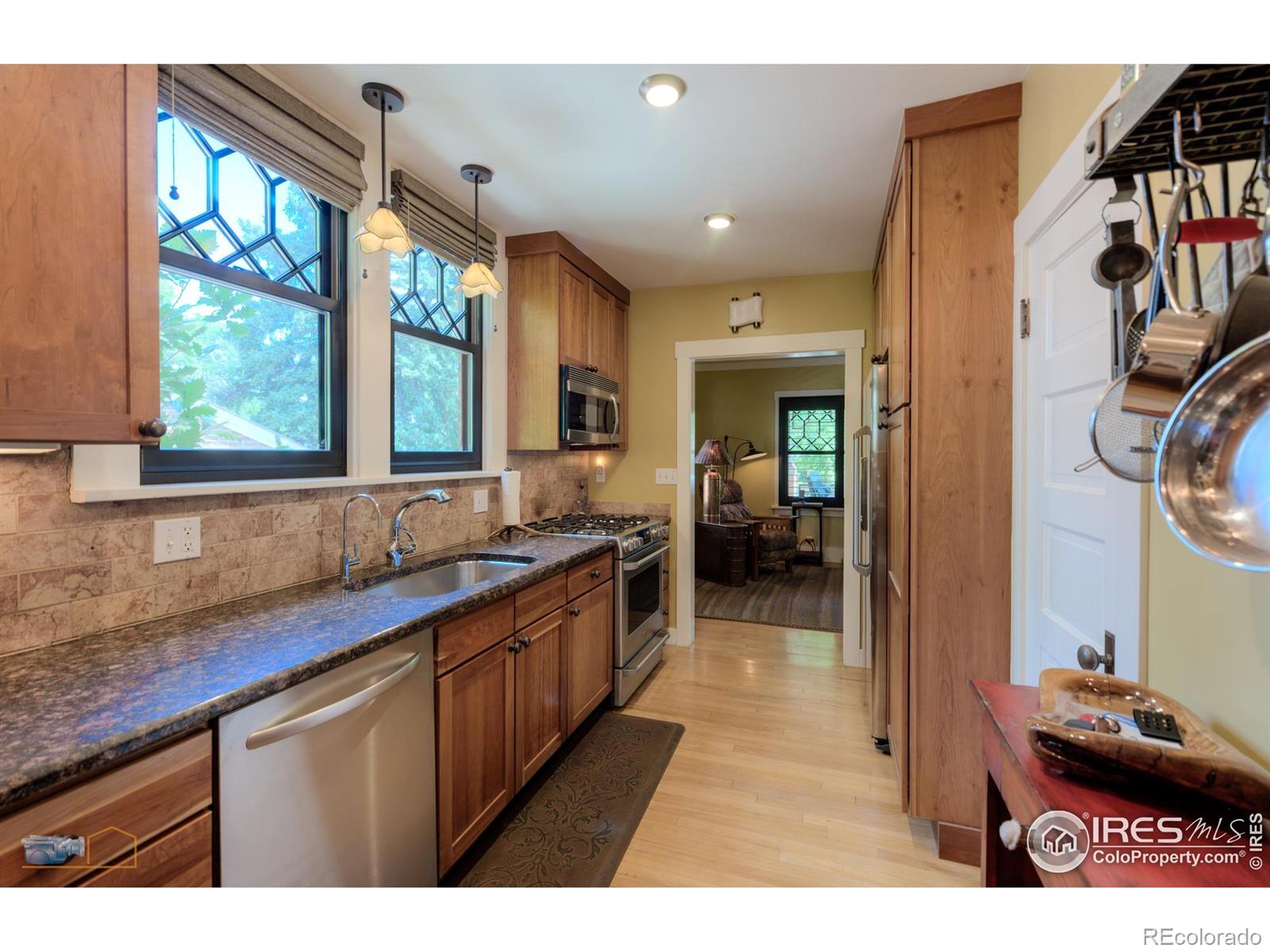 MLS Image #13 for 819  grant place,boulder, Colorado