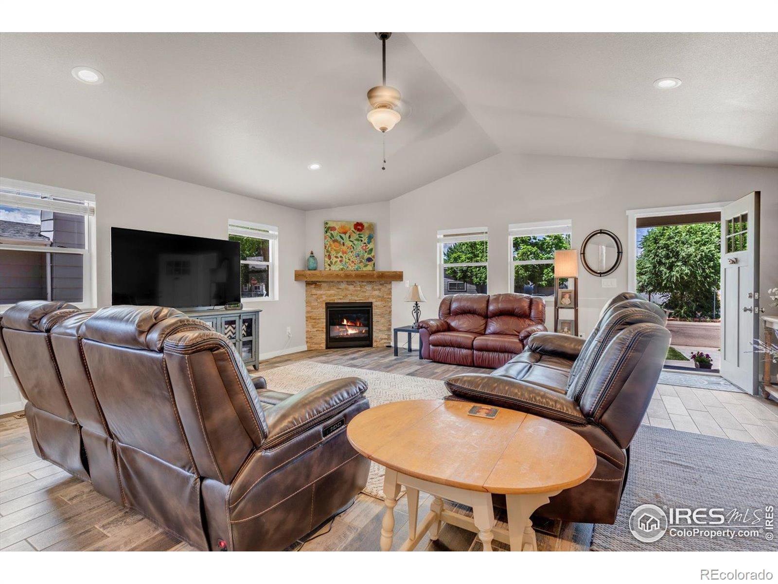 MLS Image #4 for 214  5th street,dacono, Colorado