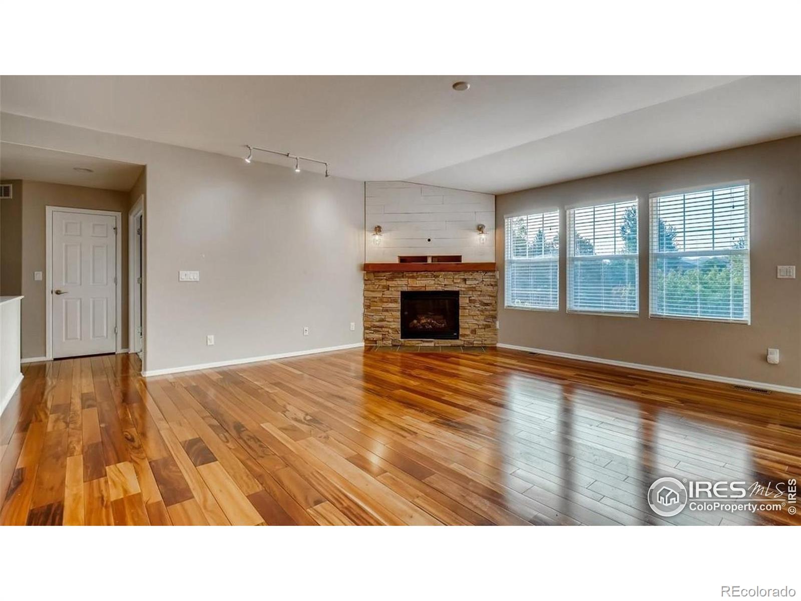 MLS Image #8 for 2796 s jebel way,aurora, Colorado