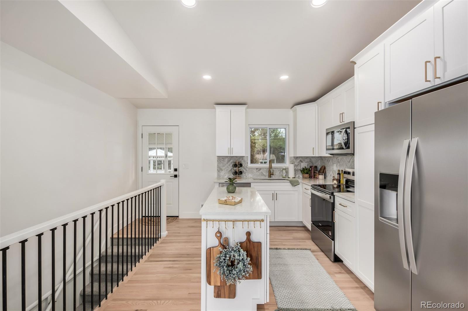 MLS Image #12 for 1948 s zenobia street,denver, Colorado