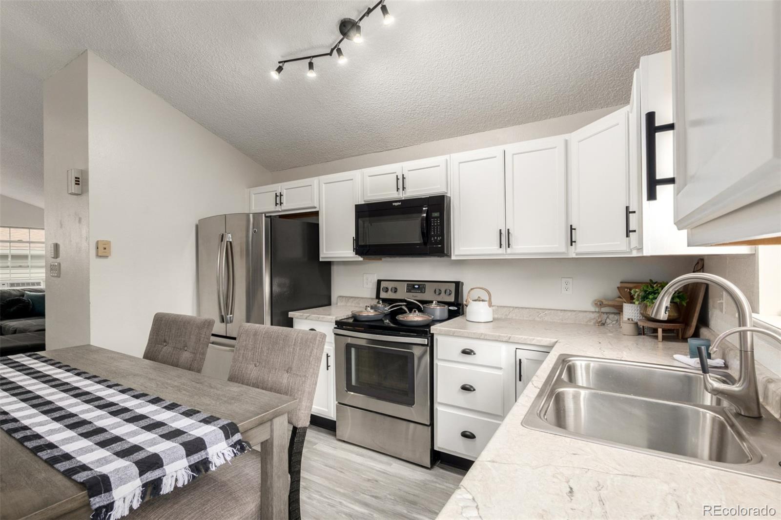 MLS Image #10 for 12187  fairfax street,thornton, Colorado