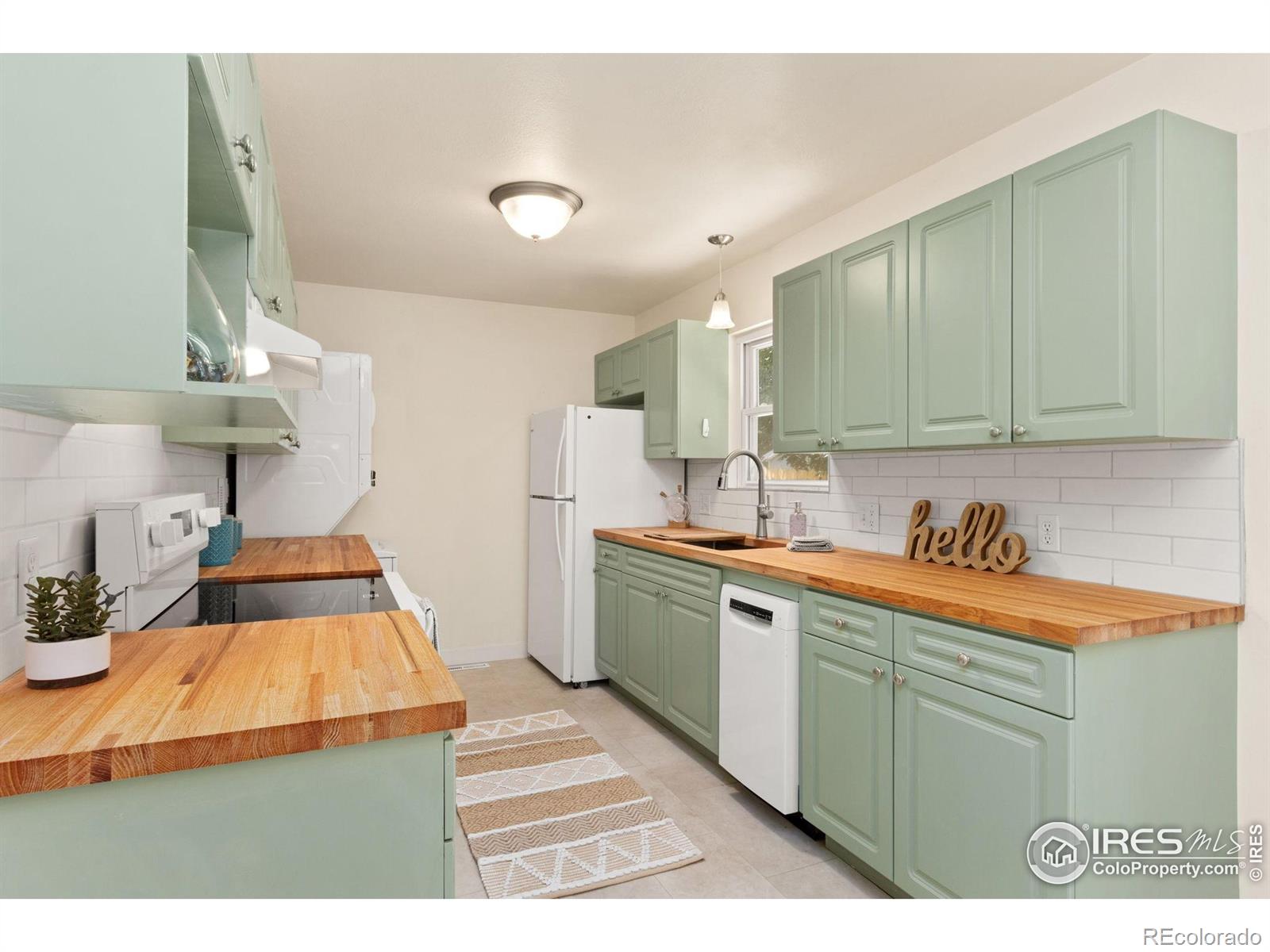 MLS Image #6 for 1408  hillcrest drive,fort collins, Colorado