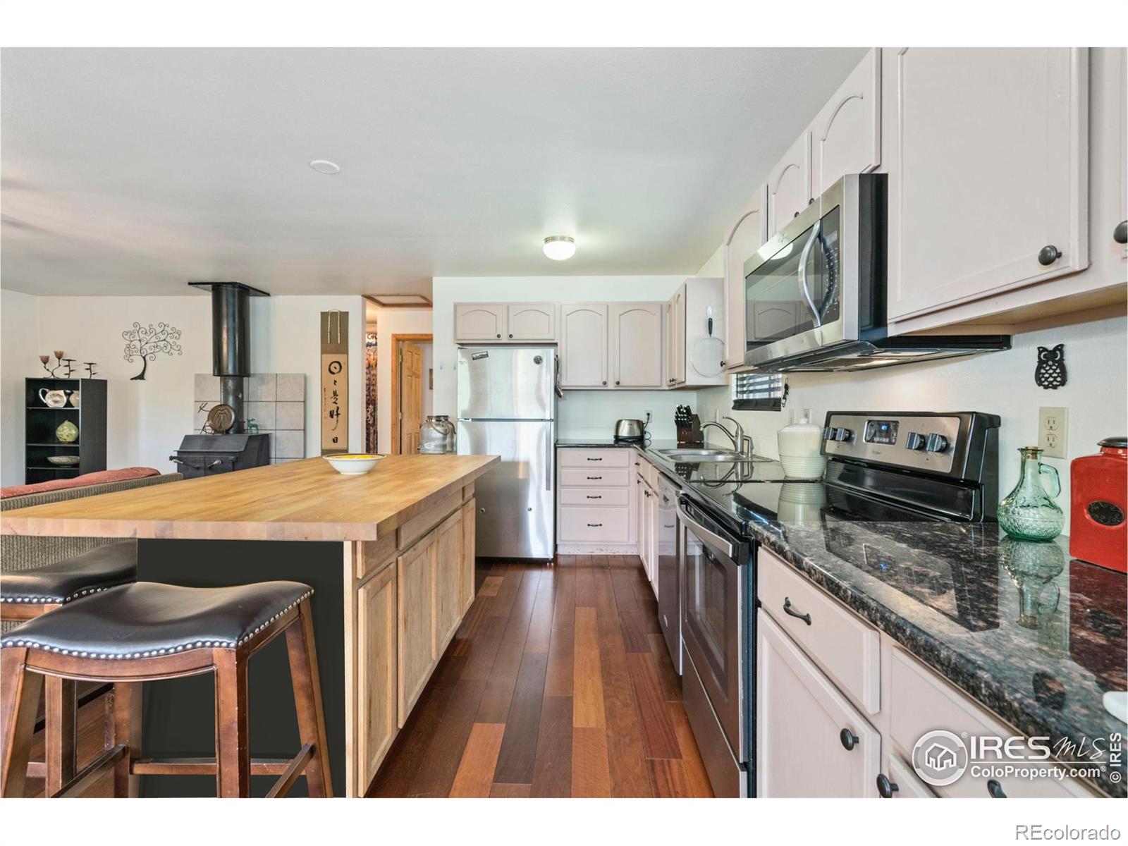 MLS Image #7 for 55  eagle court,drake, Colorado