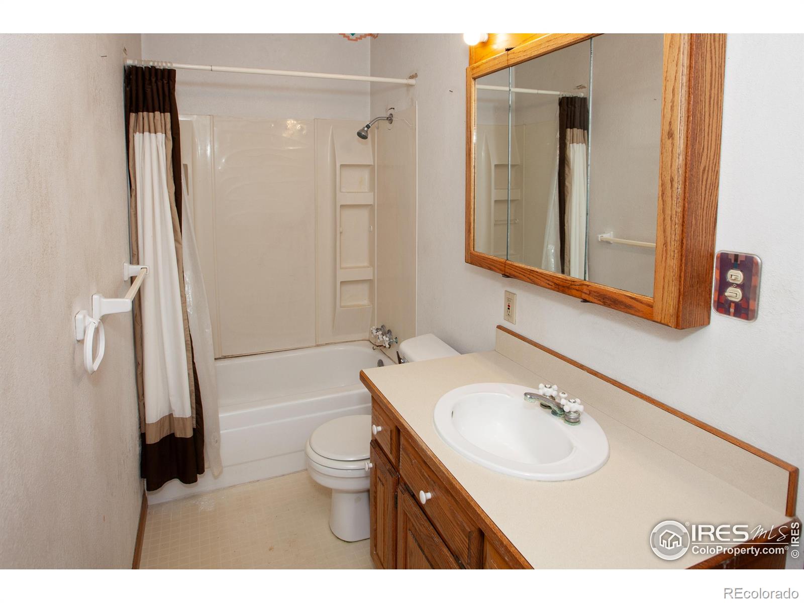 MLS Image #19 for 19089  chambers drive,sterling, Colorado