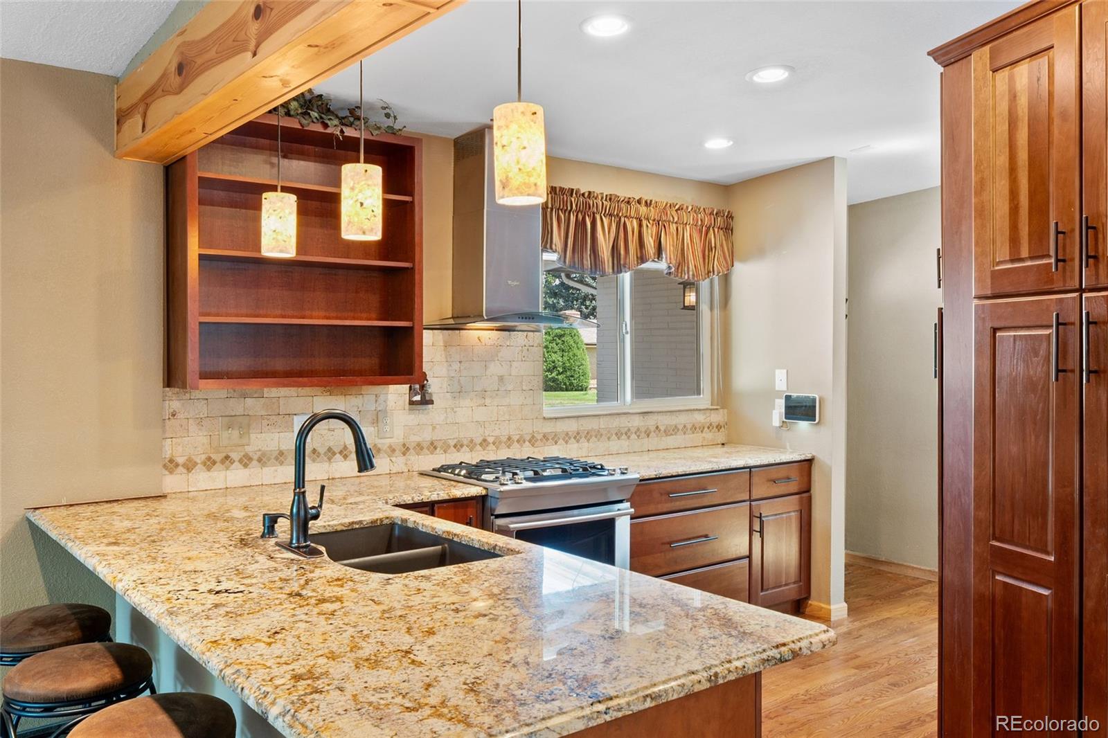 MLS Image #10 for 8930 w 55th avenue,arvada, Colorado