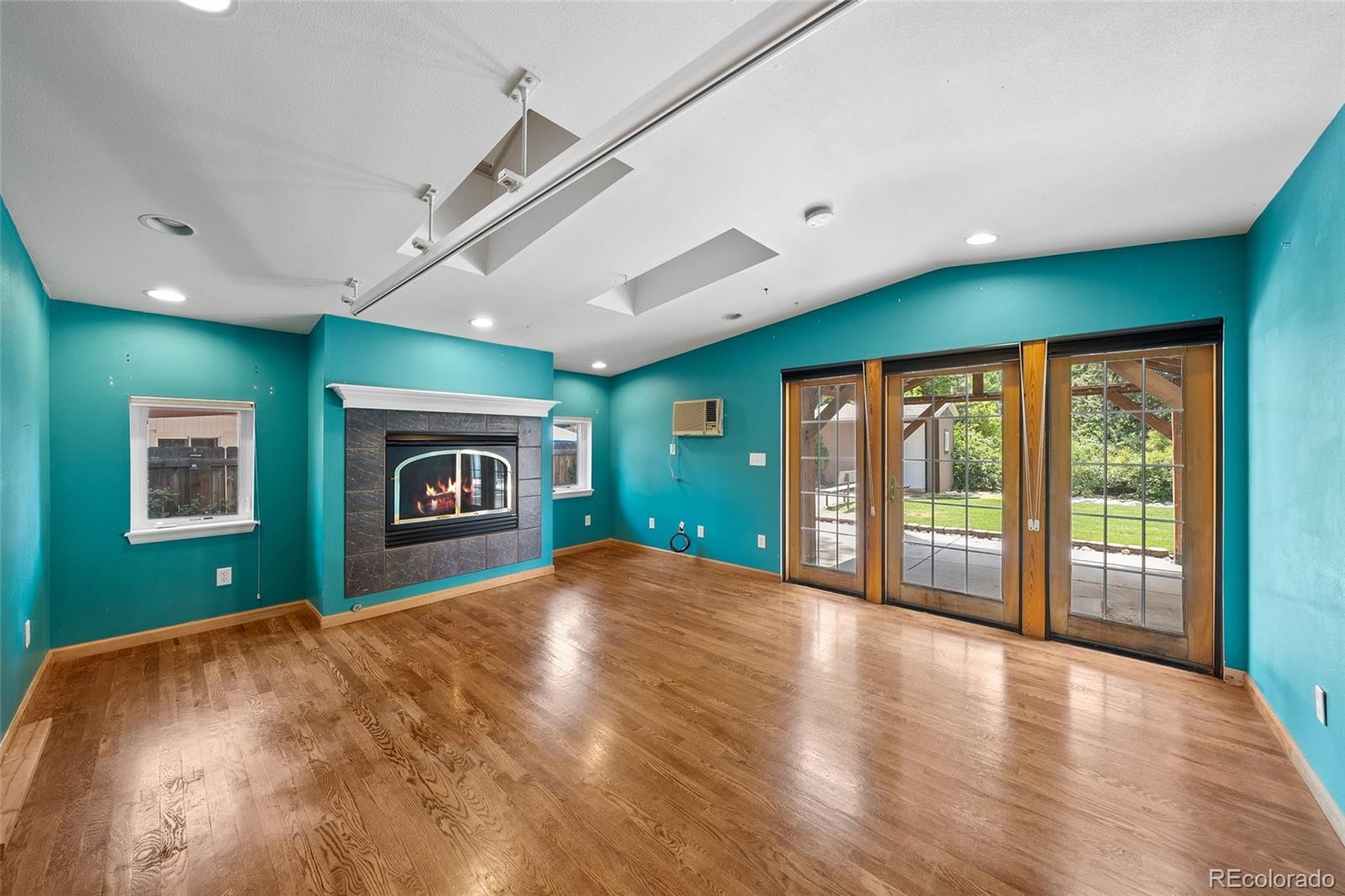 MLS Image #23 for 8930 w 55th avenue,arvada, Colorado