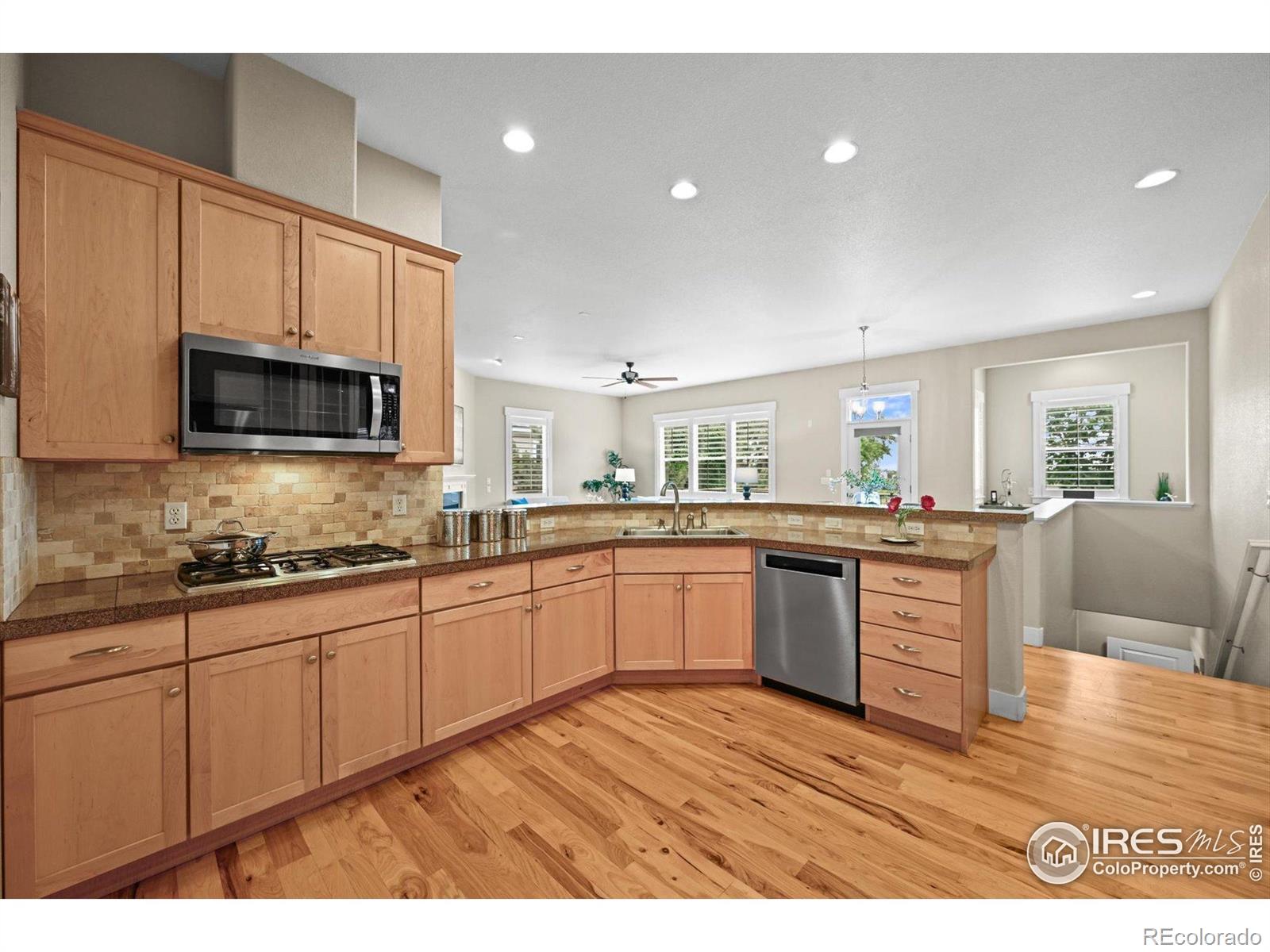 MLS Image #4 for 3031  thunder lake circle,lafayette, Colorado