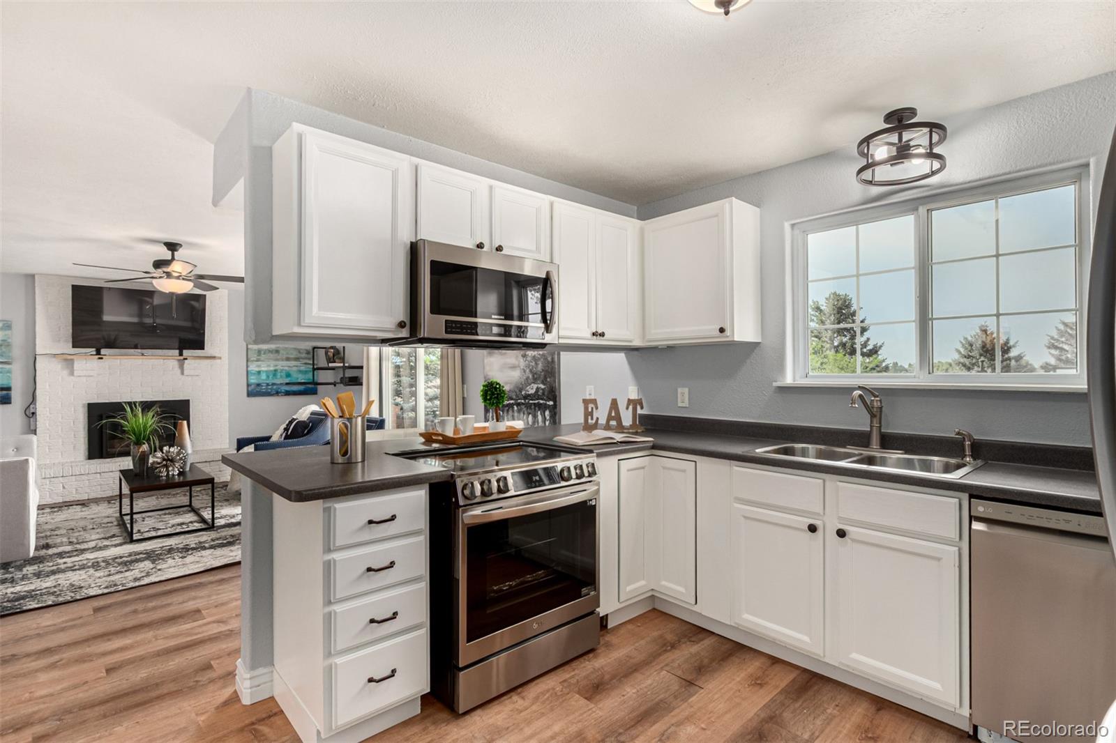 MLS Image #14 for 7672 s estes court,littleton, Colorado