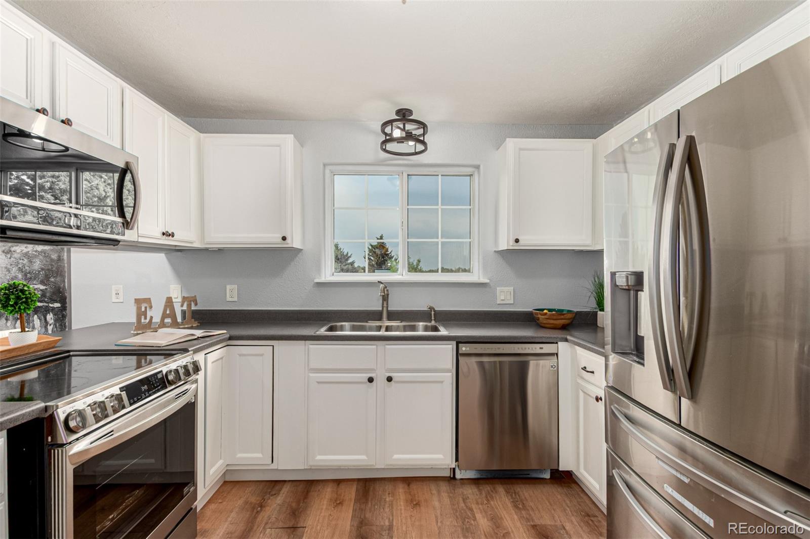 MLS Image #15 for 7672 s estes court,littleton, Colorado