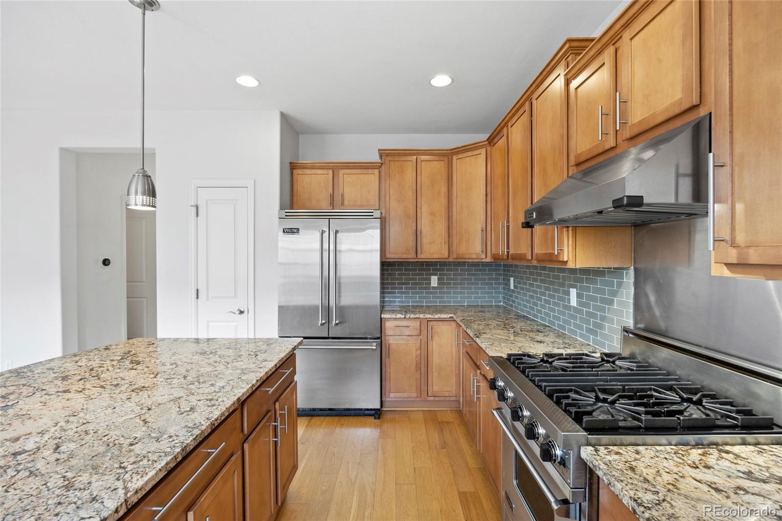 MLS Image #2 for 8987 e otero place,centennial, Colorado