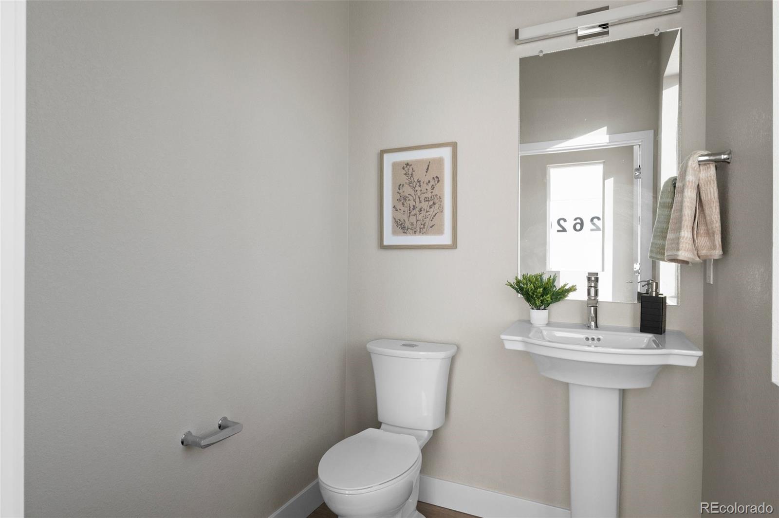 MLS Image #2 for 2620 s delaware street,denver, Colorado