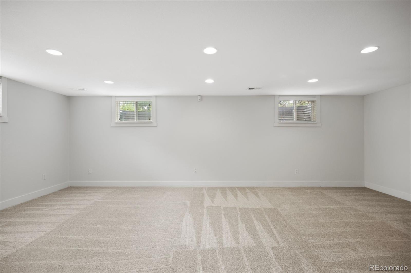 MLS Image #29 for 3854 s hudson street,denver, Colorado