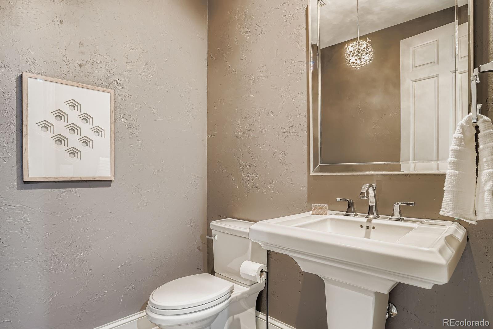 MLS Image #14 for 490  columbine street 5,denver, Colorado