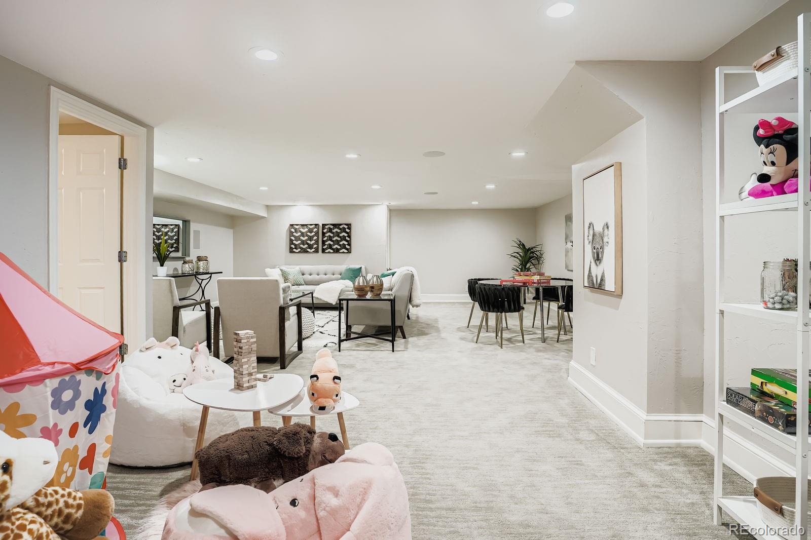 MLS Image #22 for 490  columbine street 5,denver, Colorado