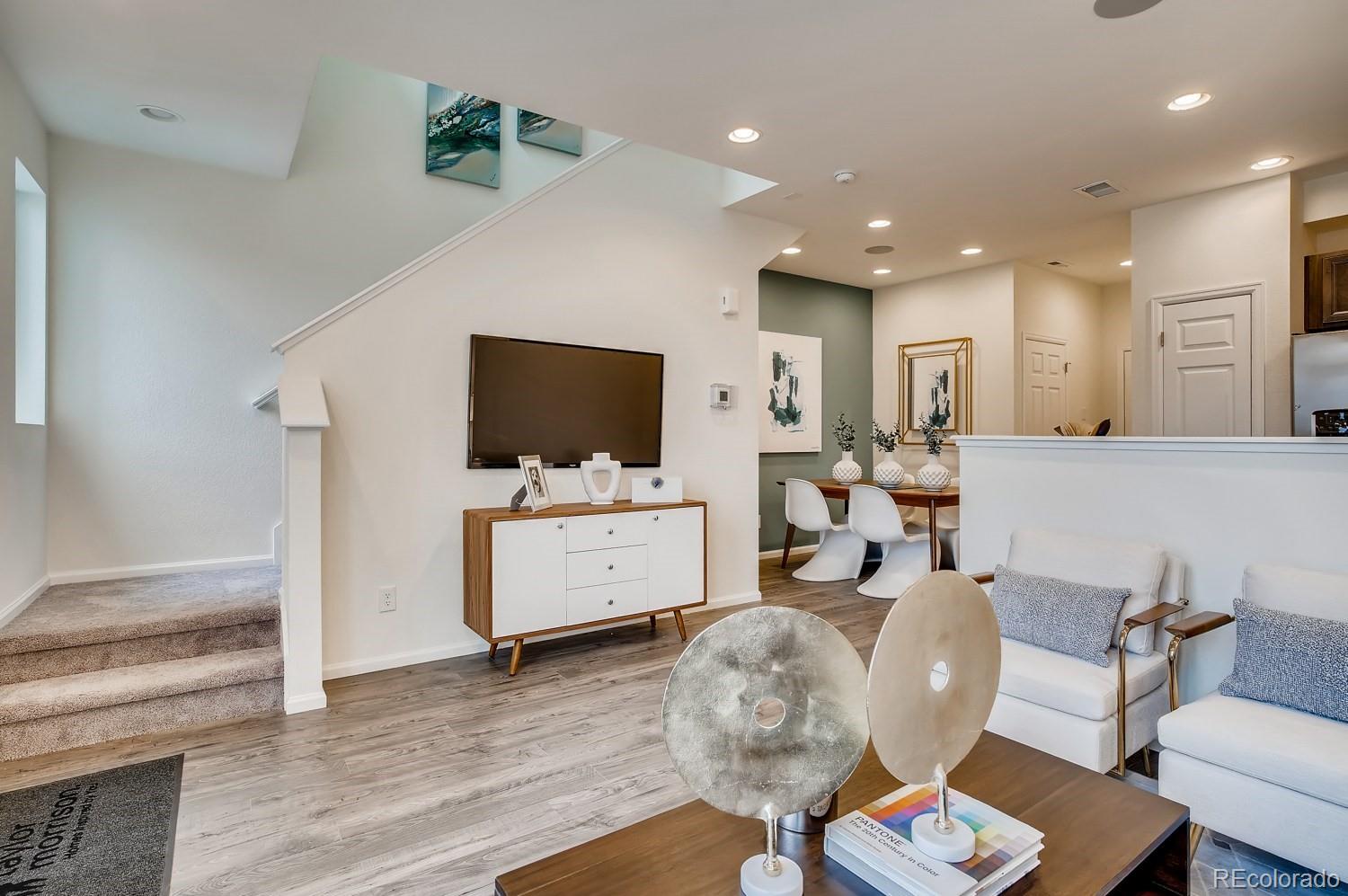 MLS Image #7 for 6570  parterre parkway,thornton, Colorado