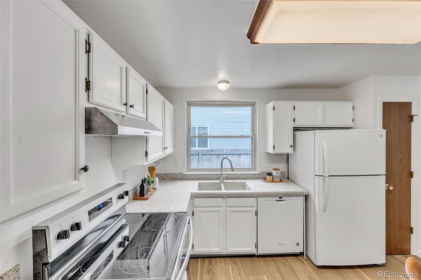 MLS Image #3 for 8479  rabbitbrush way,parker, Colorado