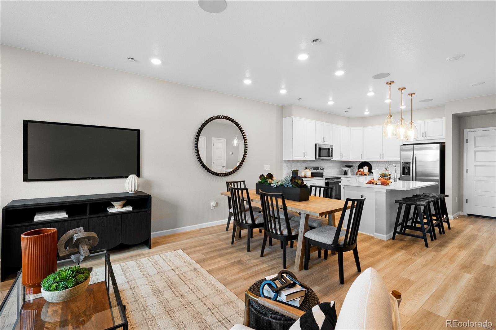 MLS Image #9 for 6570  parterre parkway,thornton, Colorado