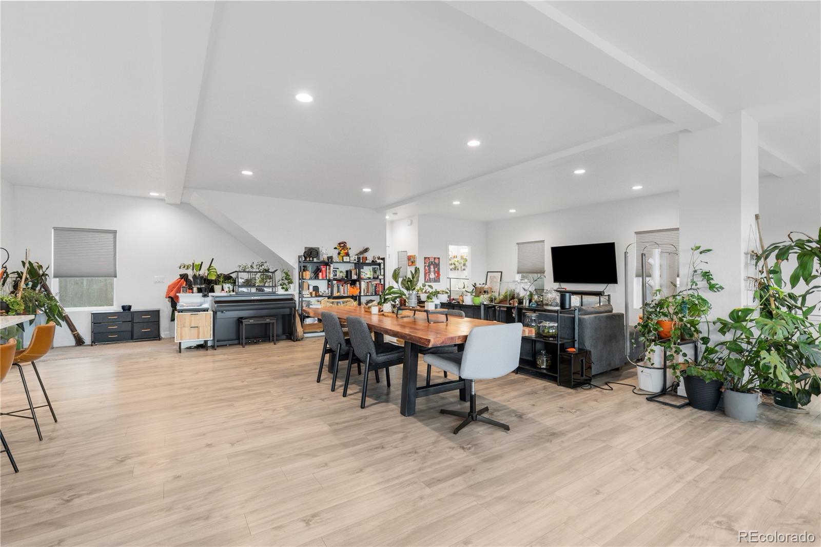 MLS Image #10 for 1400 w alaska place,denver, Colorado