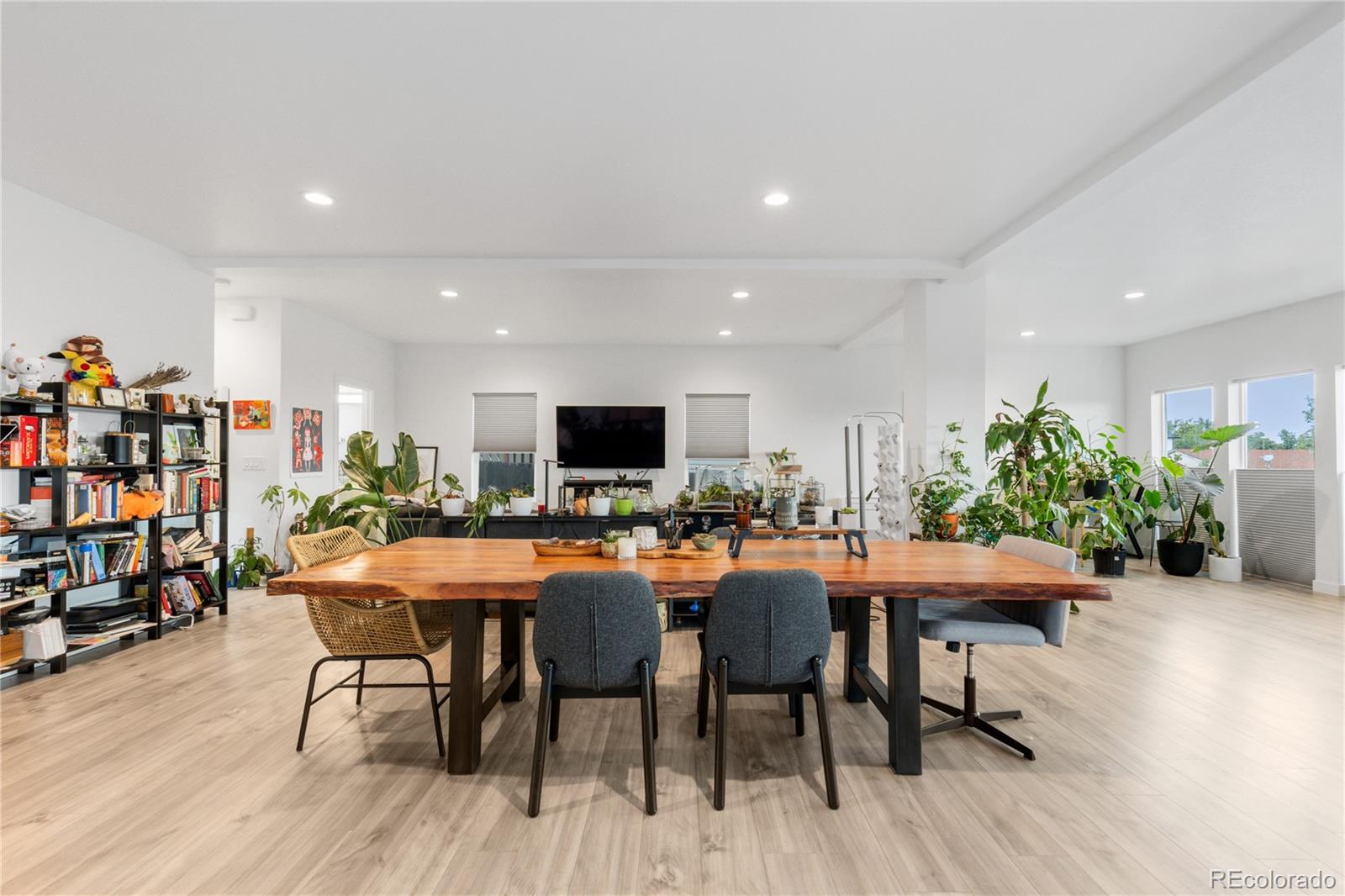 MLS Image #15 for 1400 w alaska place,denver, Colorado
