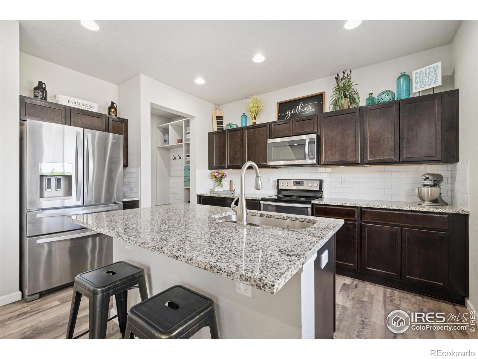 MLS Image #6 for 3068  aries drive,loveland, Colorado