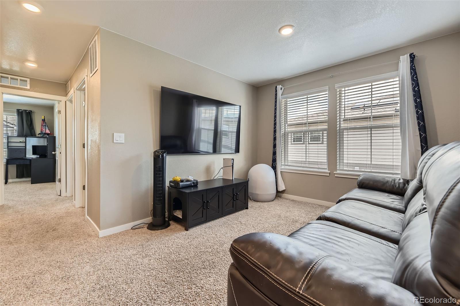 MLS Image #10 for 21751 e 7th ,aurora, Colorado