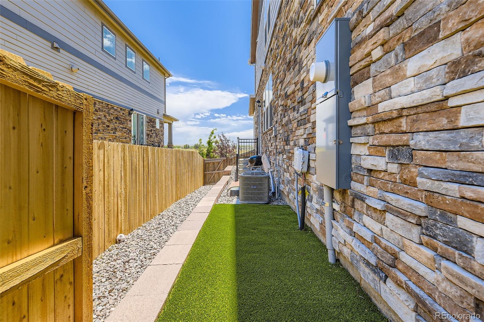 MLS Image #13 for 21751 e 7th ,aurora, Colorado