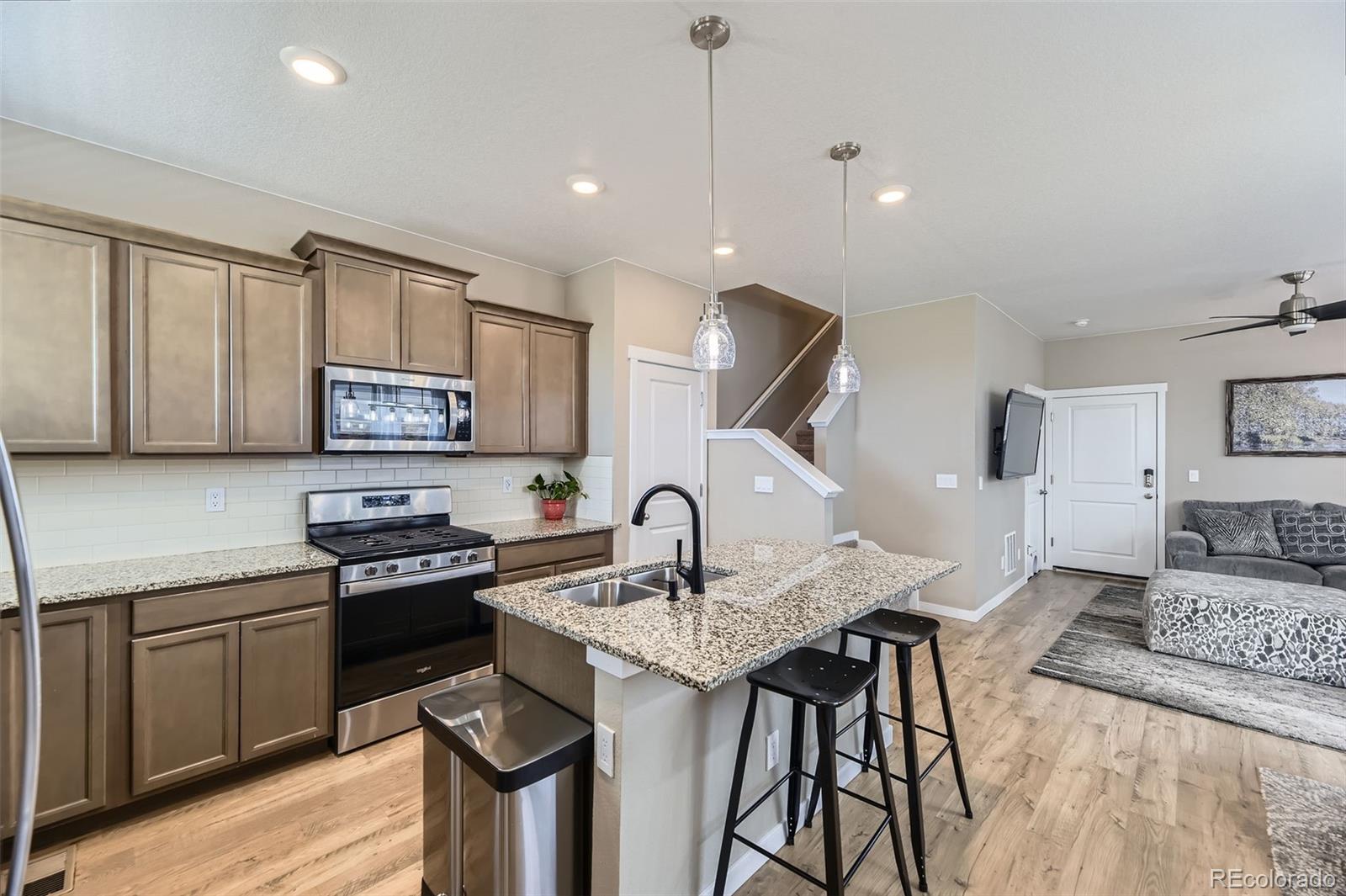 MLS Image #2 for 21751 e 7th ,aurora, Colorado