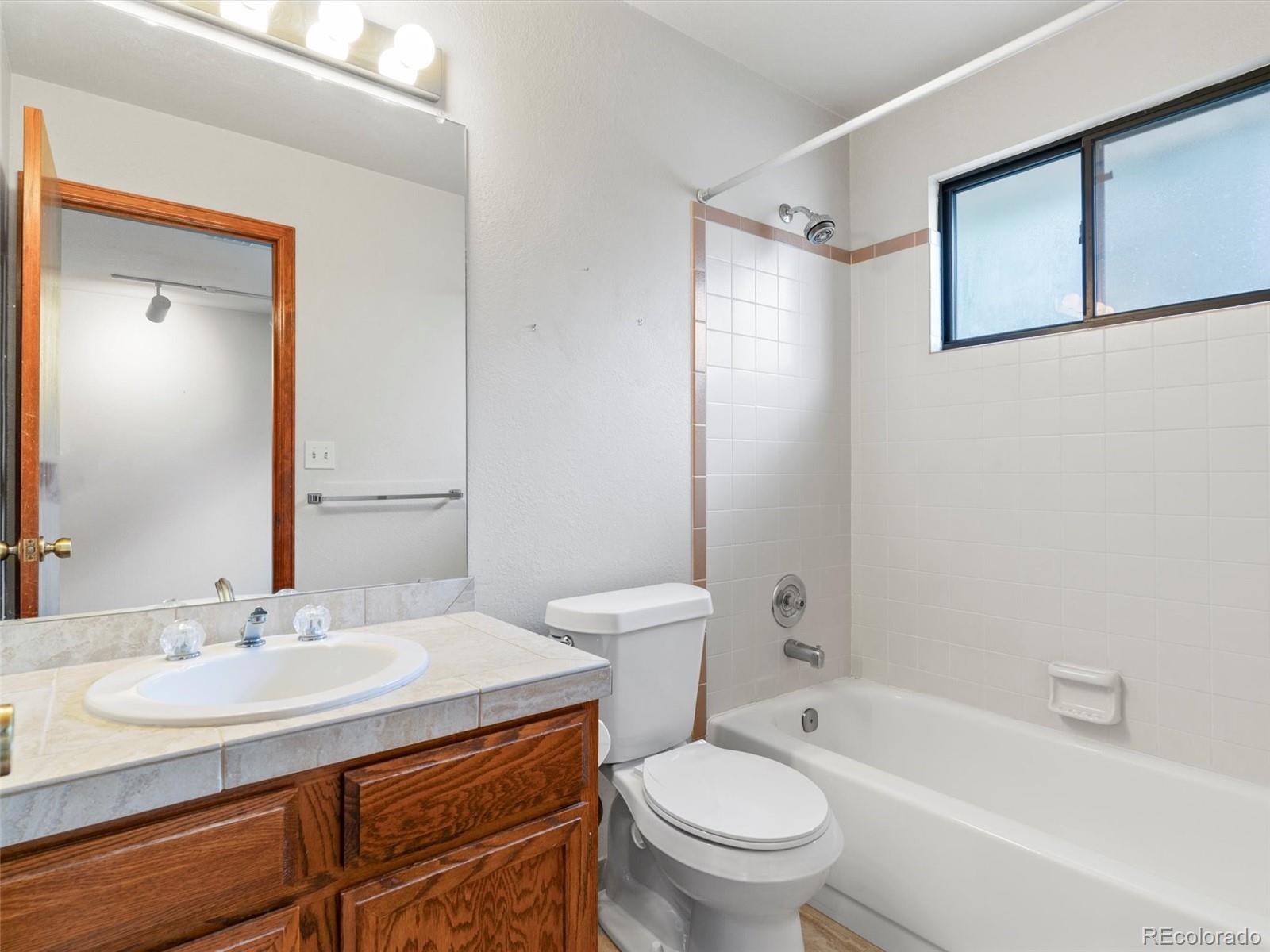 MLS Image #20 for 2040  yarrow street,lakewood, Colorado