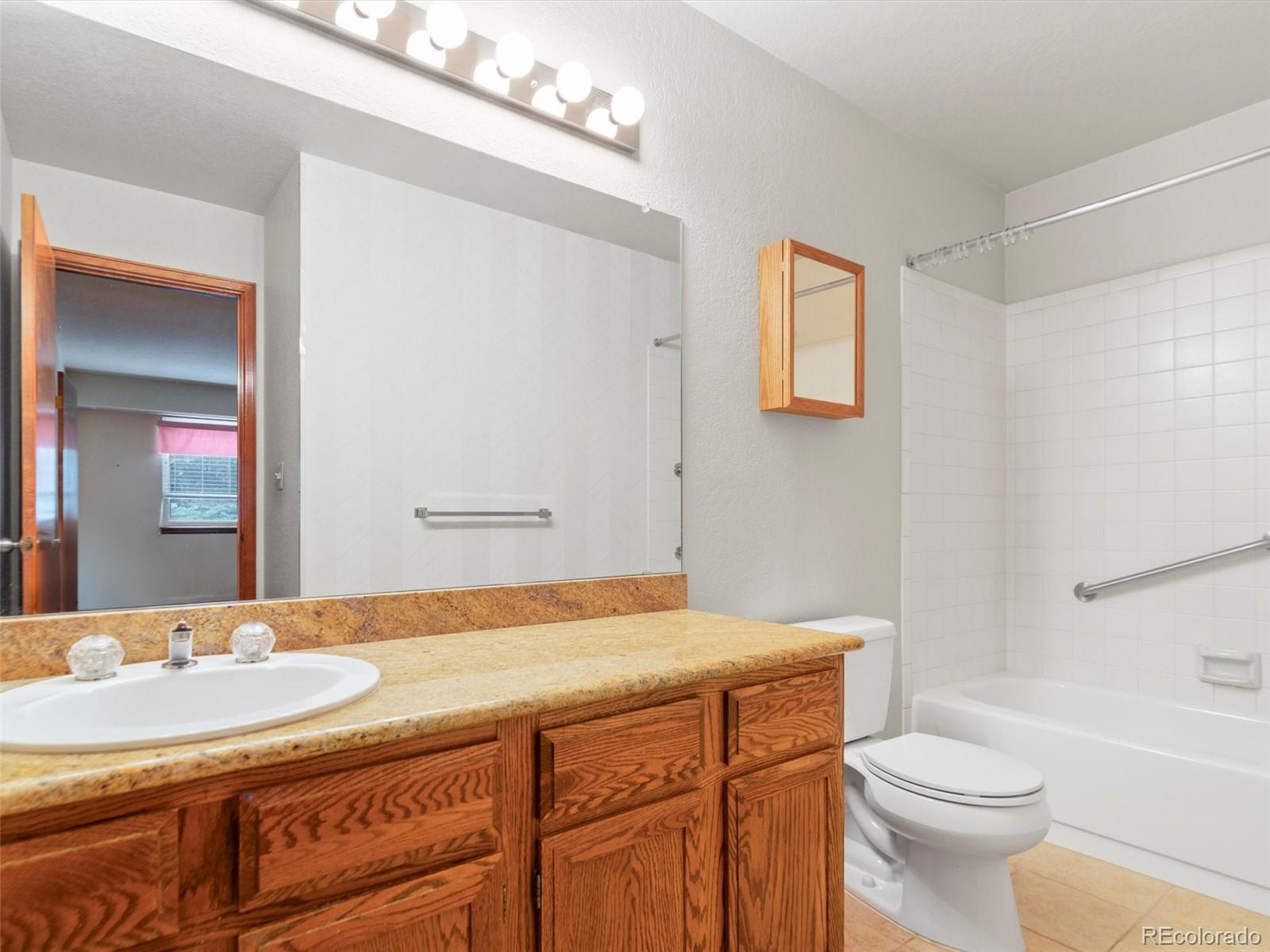 MLS Image #23 for 2040  yarrow street,lakewood, Colorado