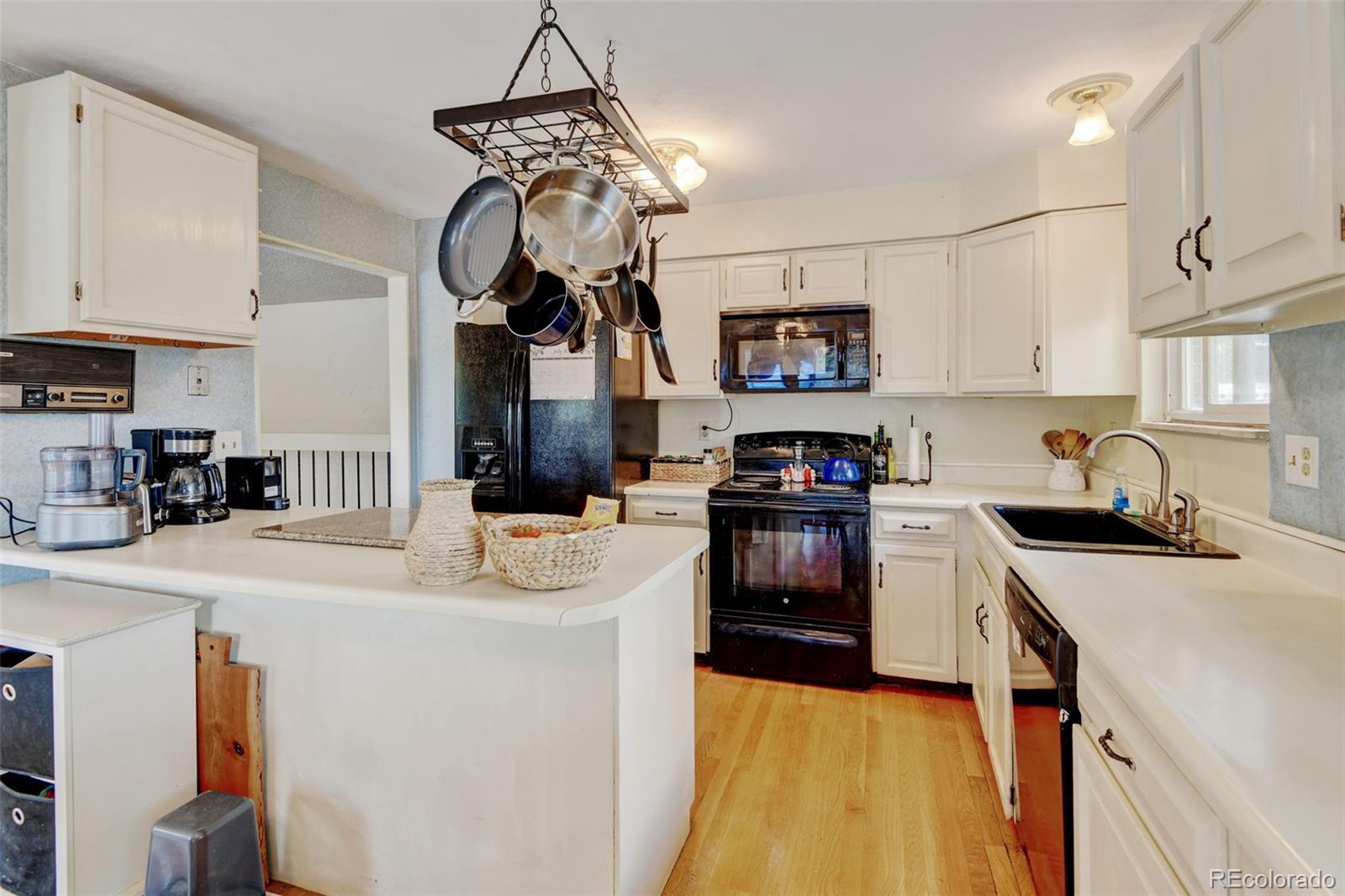 MLS Image #14 for 6477 s brentwood way,littleton, Colorado