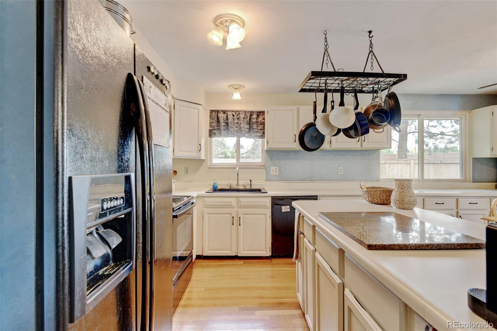 MLS Image #16 for 6477 s brentwood way,littleton, Colorado