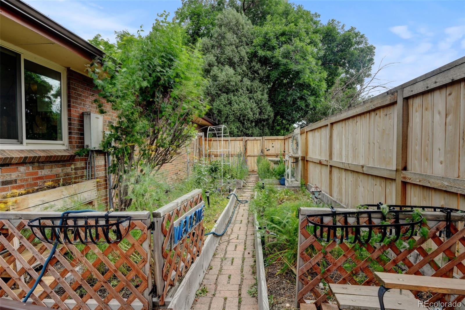 MLS Image #33 for 6477 s brentwood way,littleton, Colorado