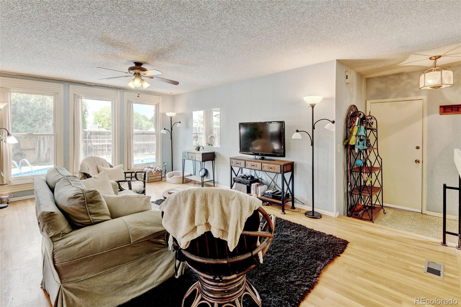 MLS Image #6 for 6477 s brentwood way,littleton, Colorado
