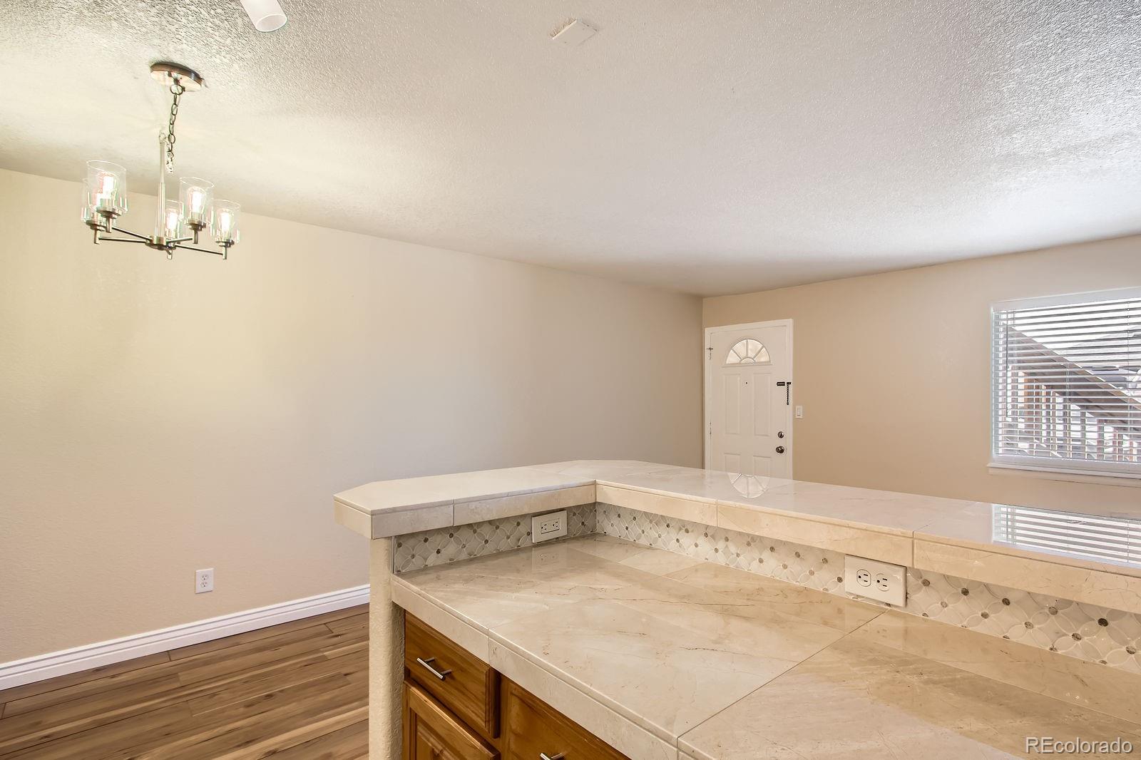 MLS Image #11 for 5402  carr street,arvada, Colorado